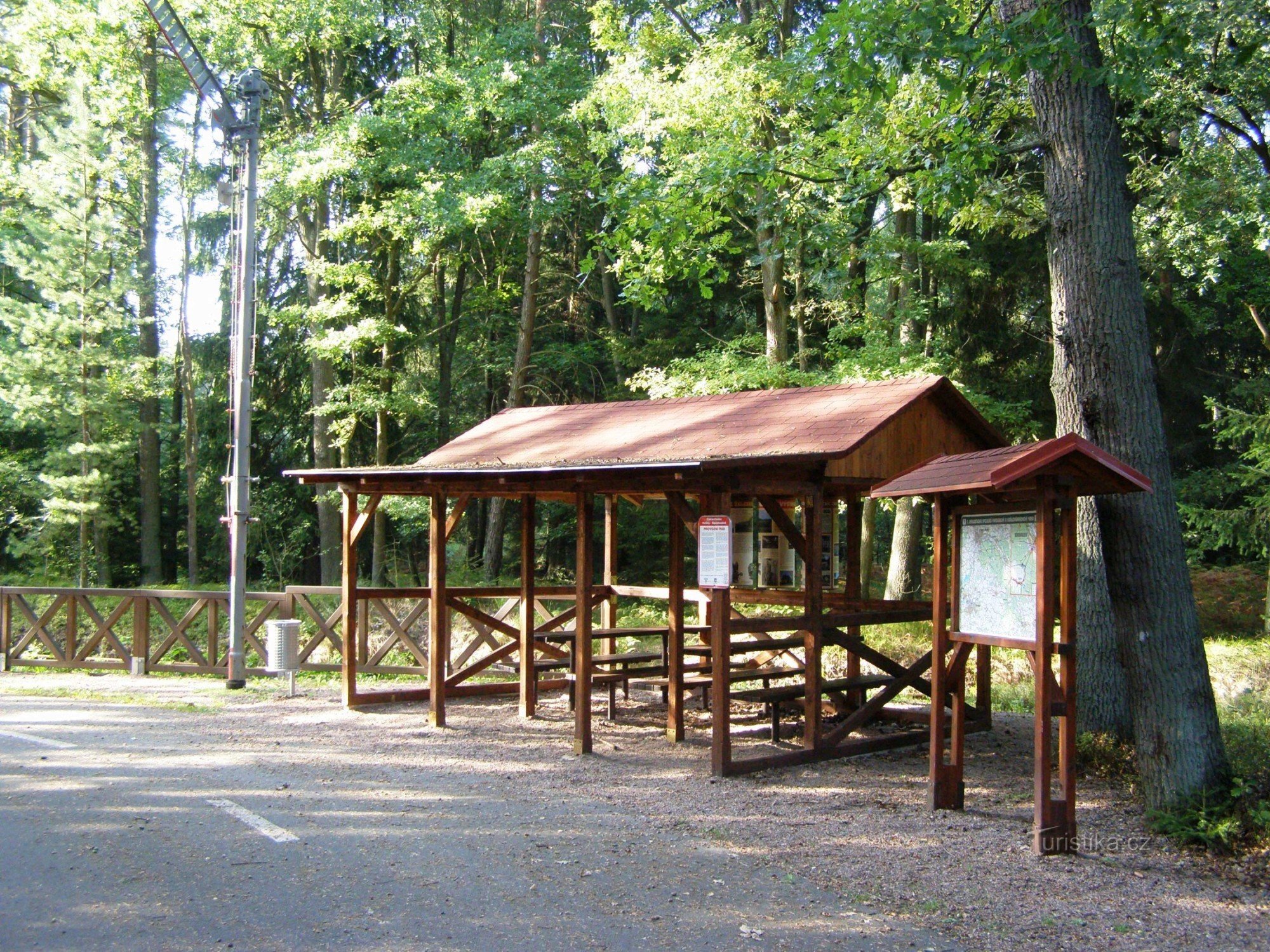 Veliny - Carril bici de Borohrádek