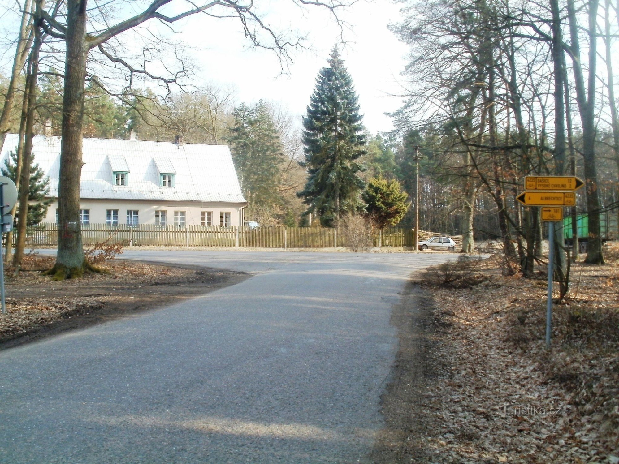 kruispunt voor fietsers - wildreservaat bij Vysoké Chvojno