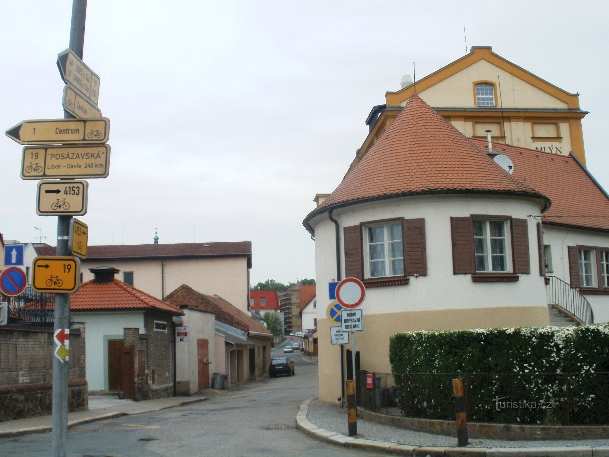 Kreuzung für Fahrradtouristen - Havlíčkův Brod - in der Nähe der Mühlen