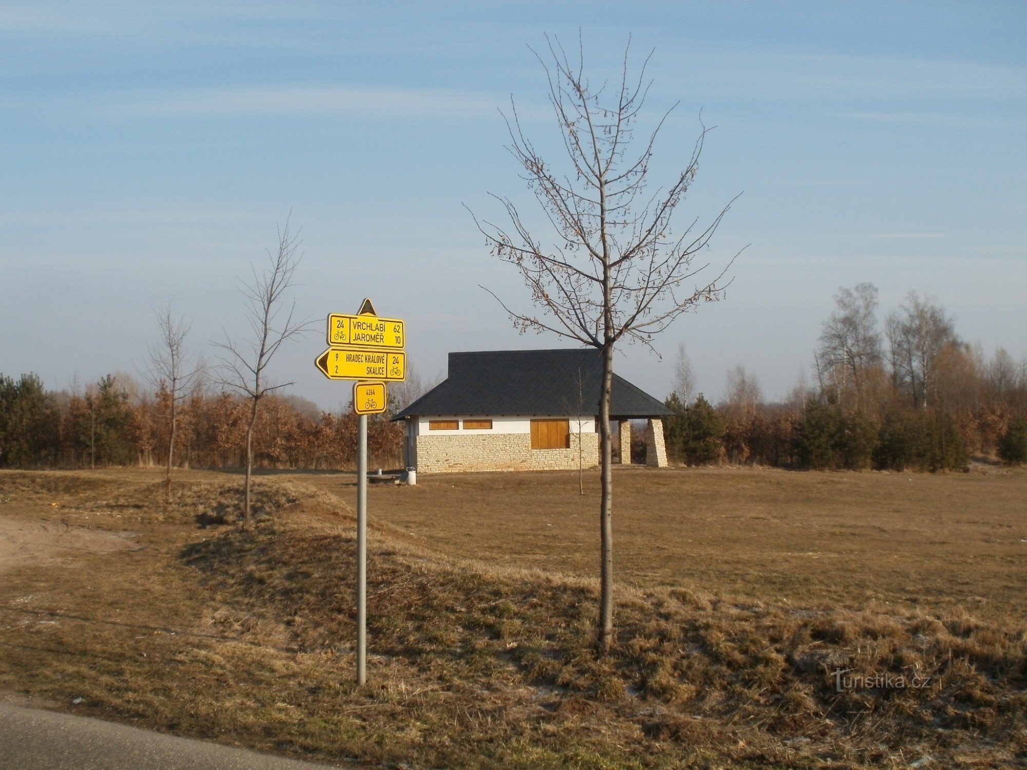 au carrefour cyclable de Smiřice - au biocentre d'Obora