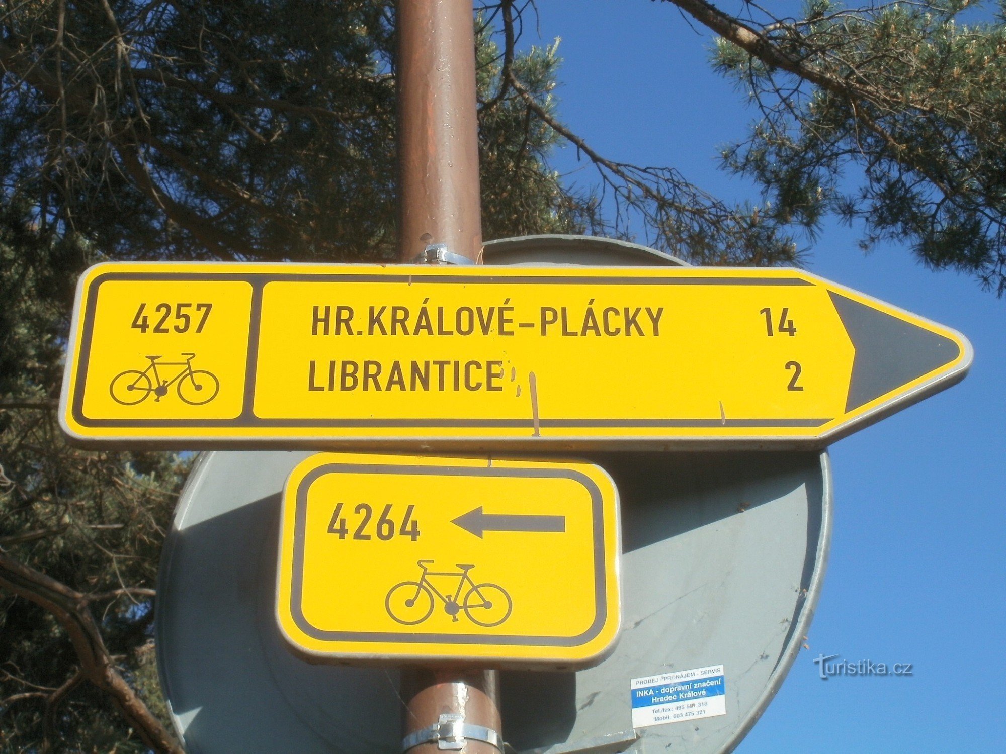 自行车旅游十字路口 - U Borovice