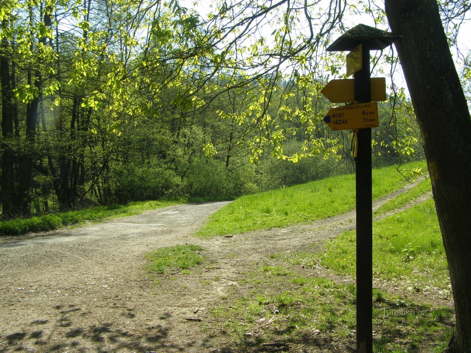 Fahrradknotenpunkt Želejov (Věžické údolí)