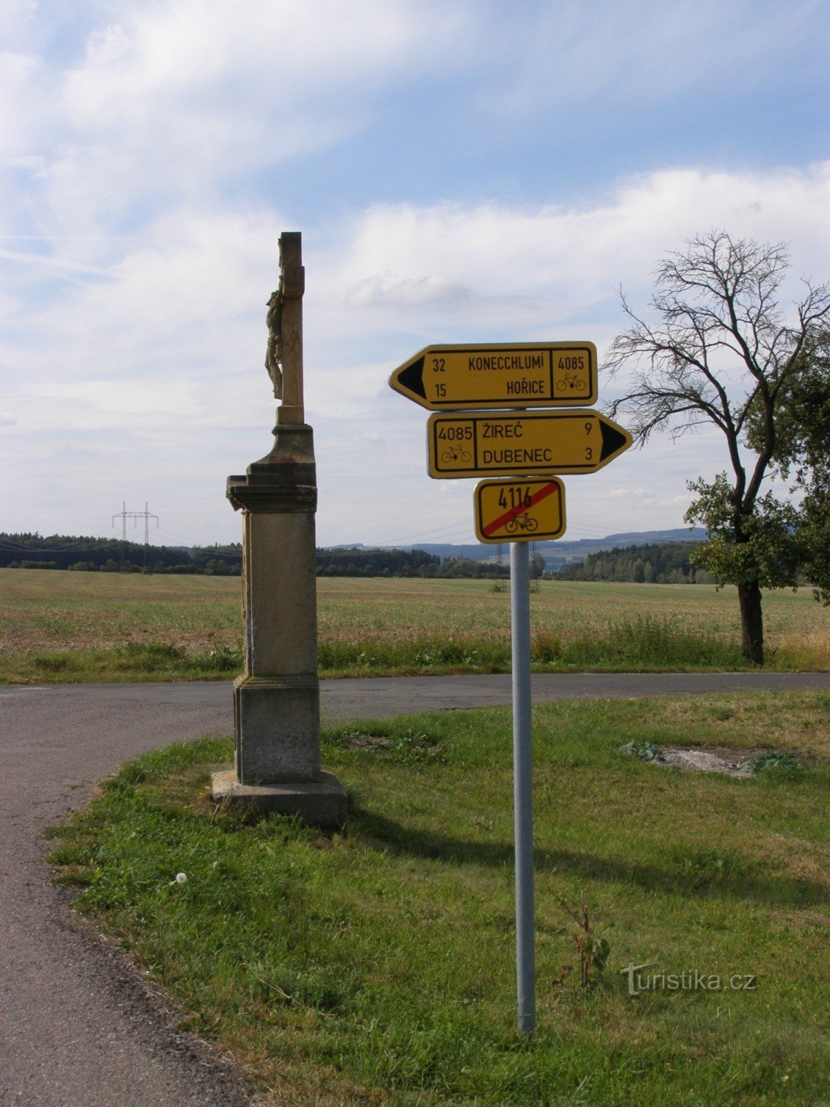 Chotěborek 附近的自行车旅游路标