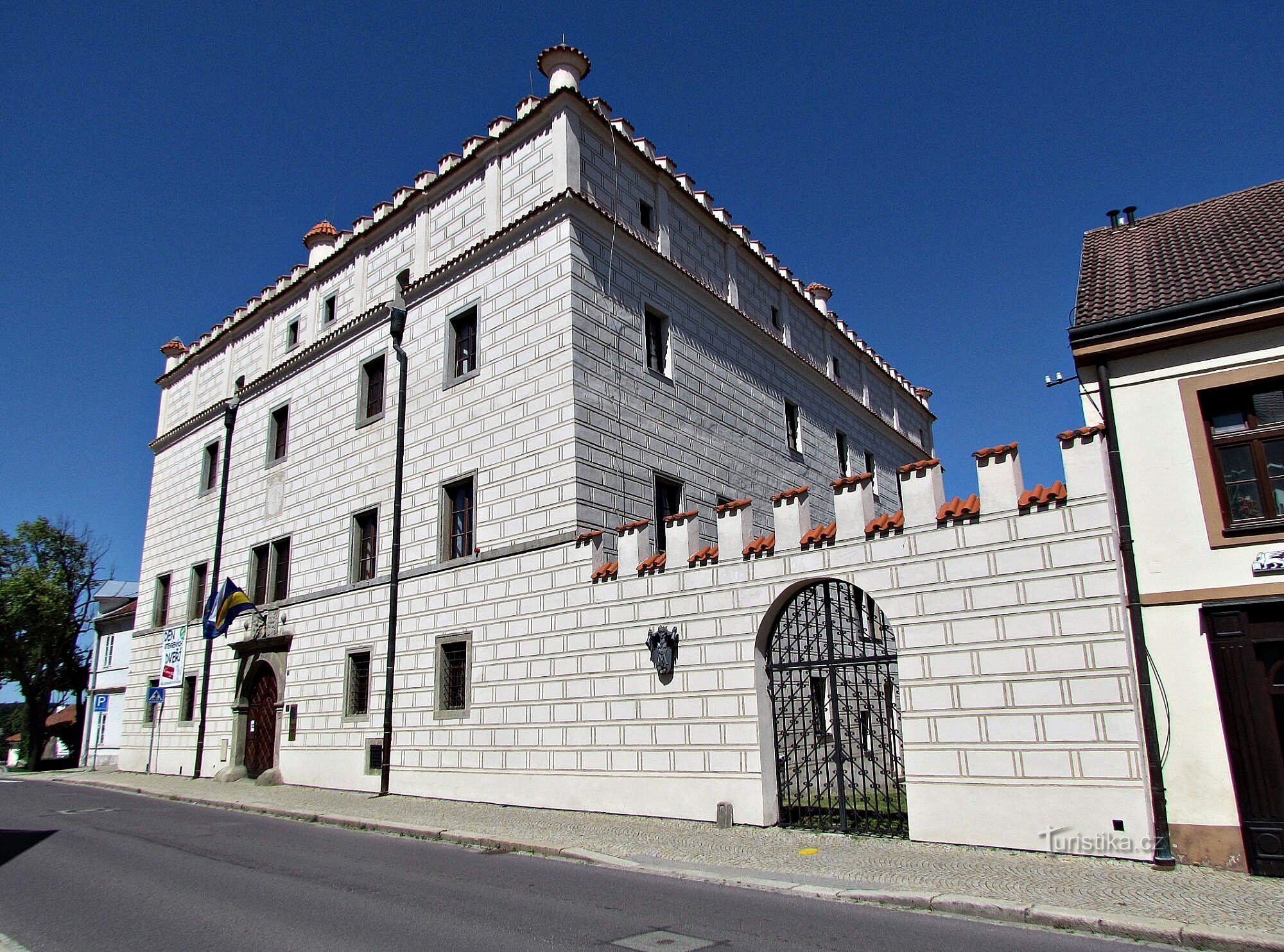 Dačice old castle