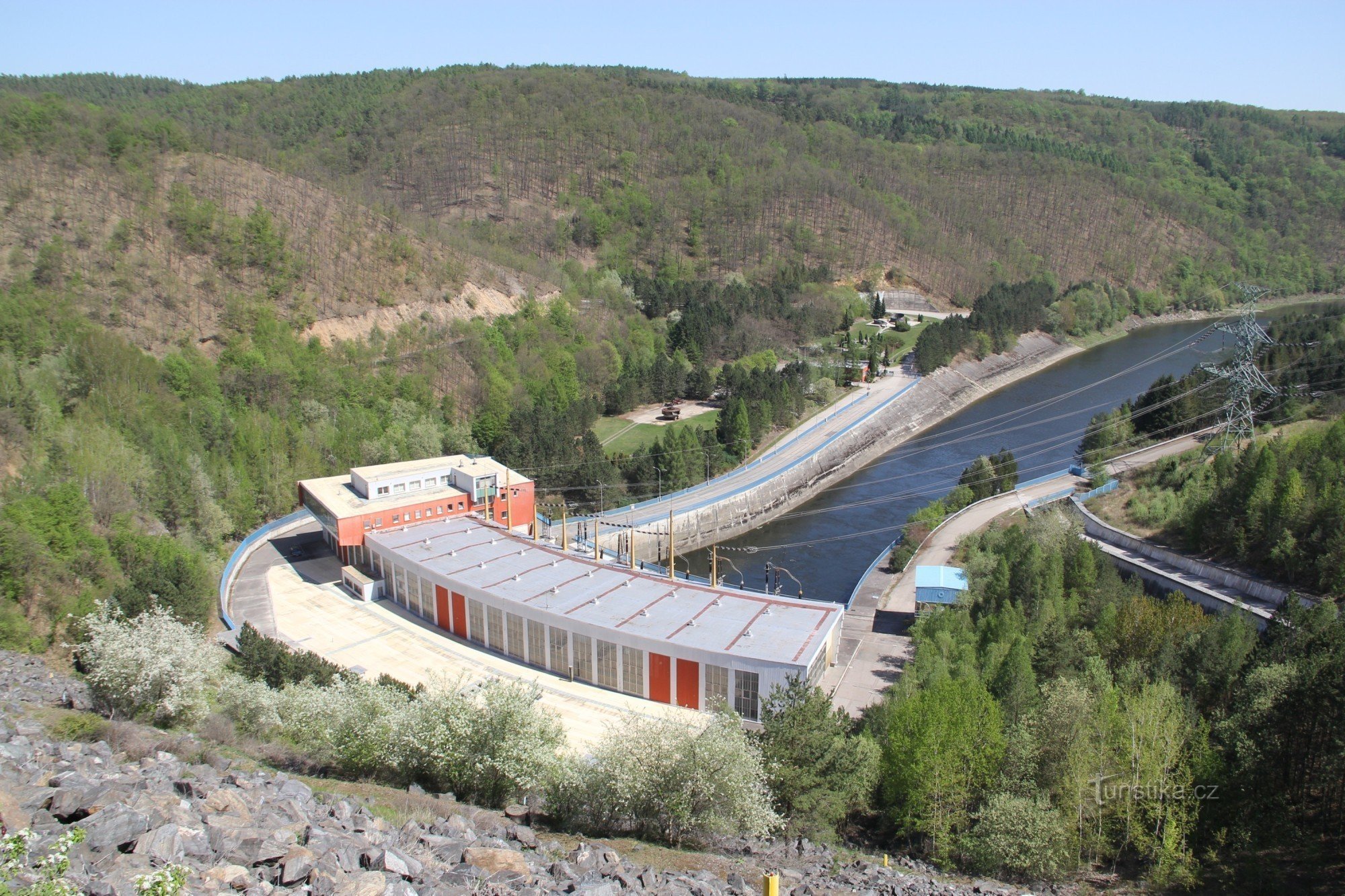 Dalešická dam - дамба