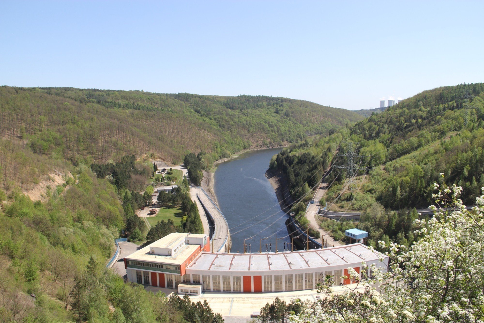 Dalešická dam - дамба