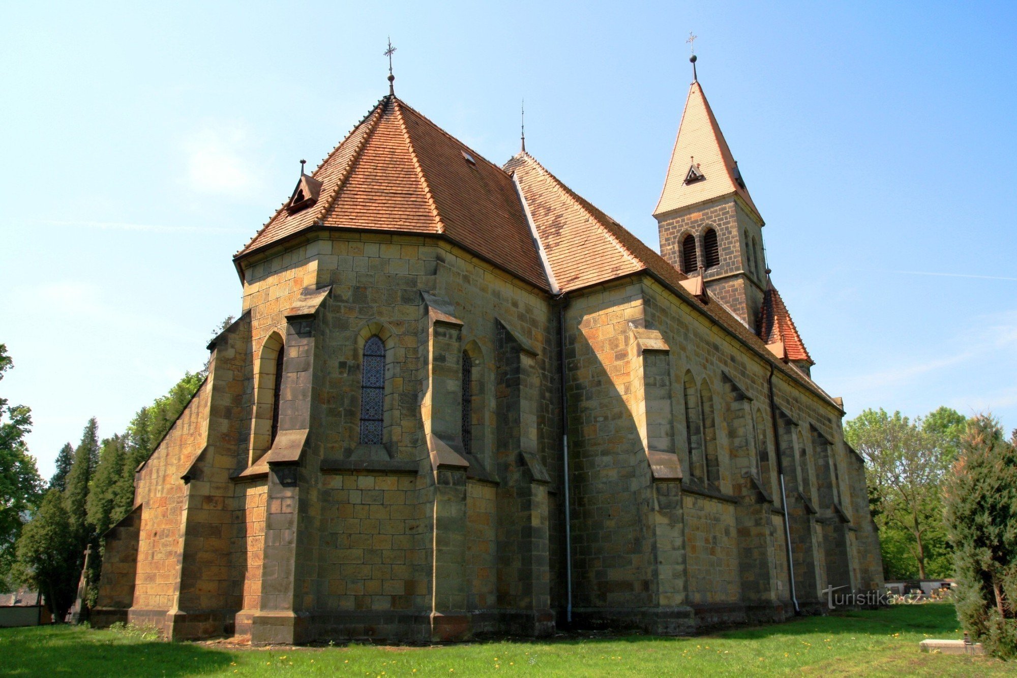 Damníkov - Kirche St. Johannes der Täufer