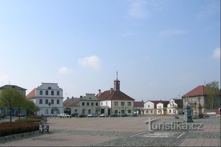 Dašice - tér