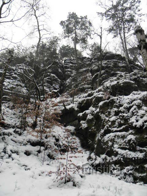 Děčín - Muro de los pastores - Vysoký Sněžník (torre vigía de Sněžník)