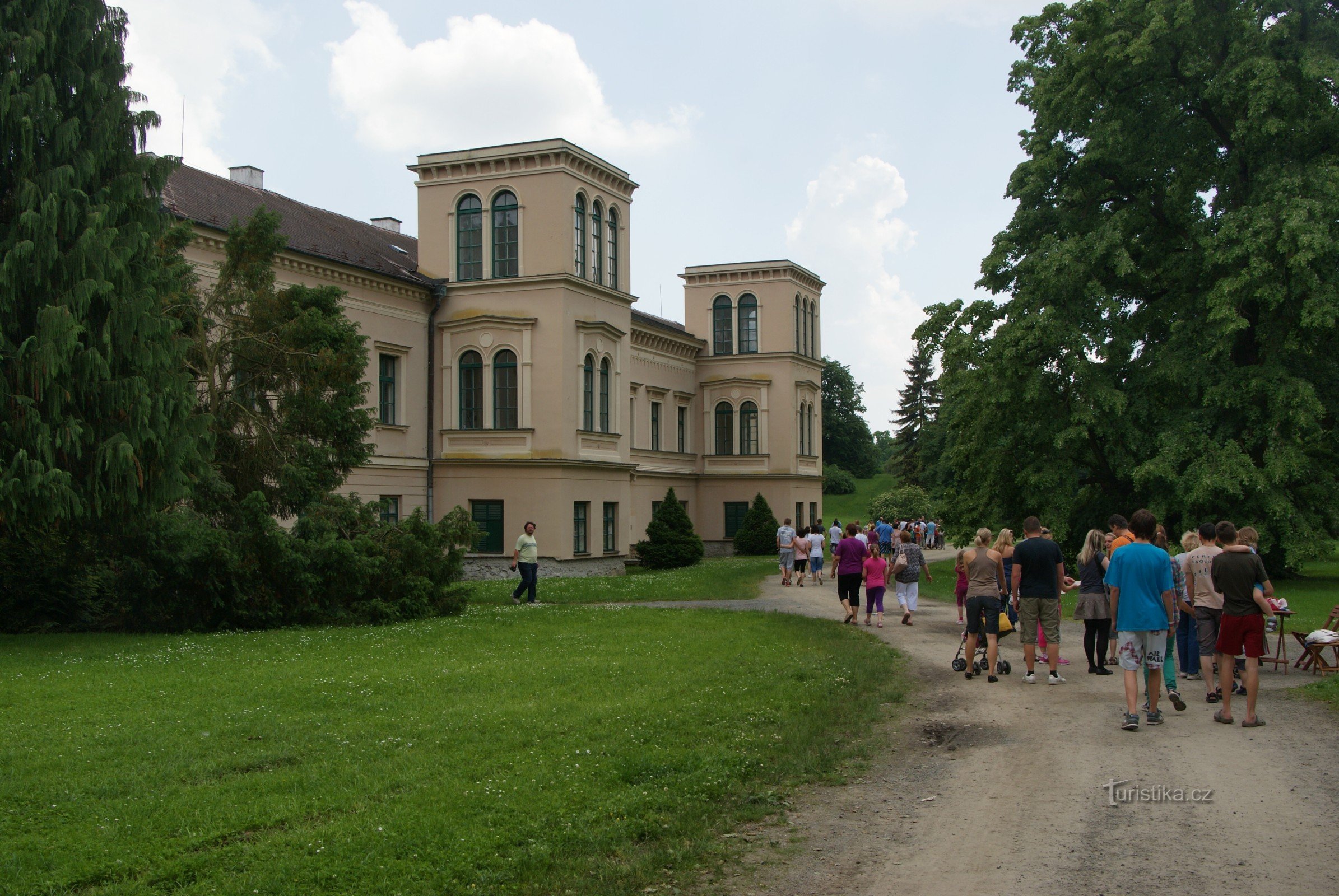 Kinderdag in het kasteel Bohemen pK