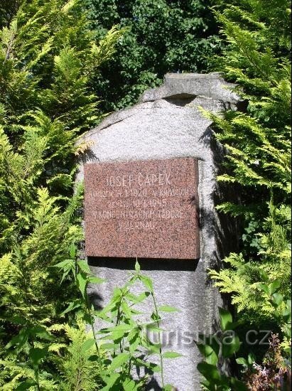 plaque commémorant la naissance de Josef Čapek à Křivice