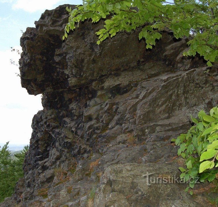 Detalle de la piedra pentecostal