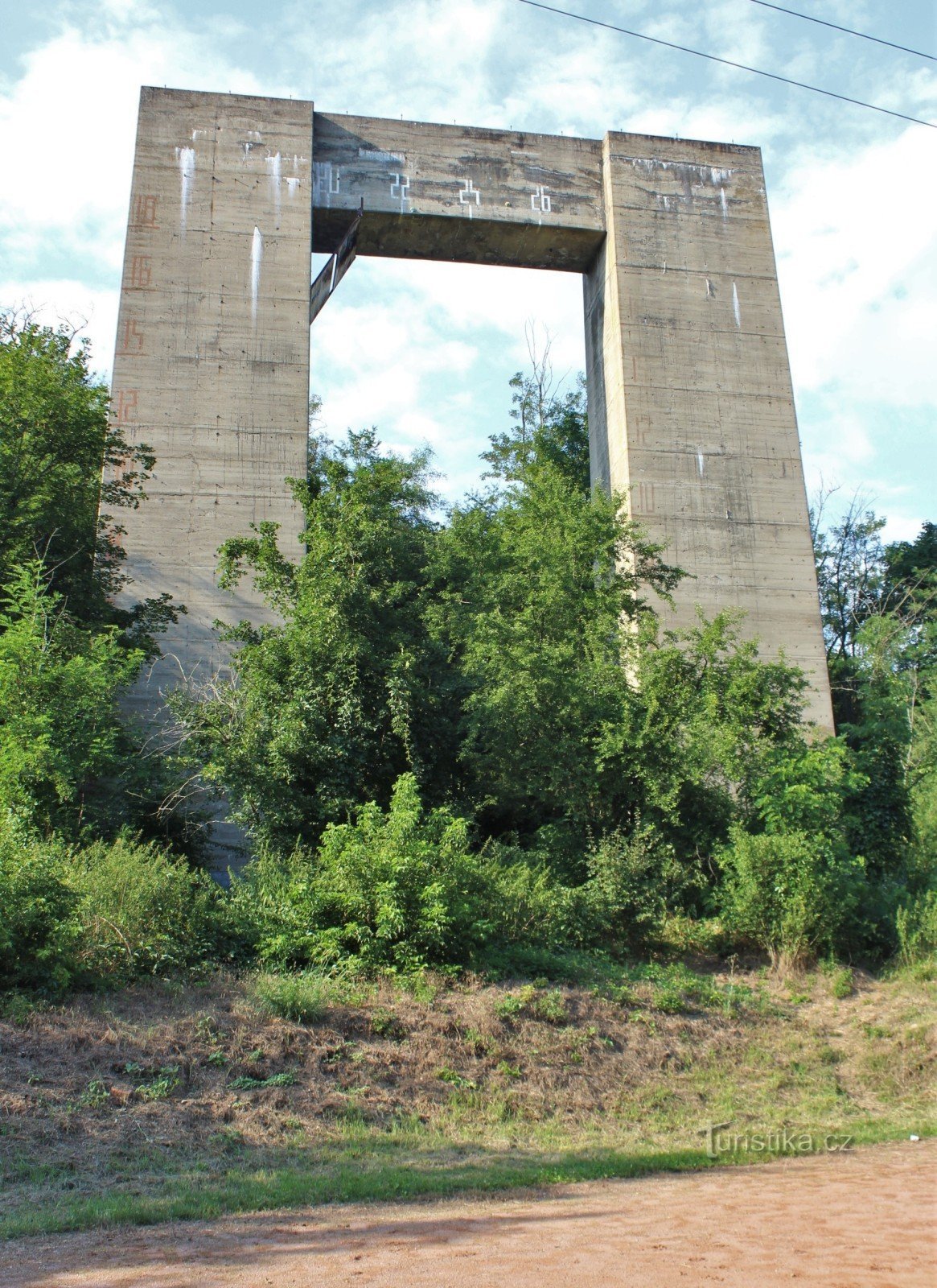 Detal filaru mostu