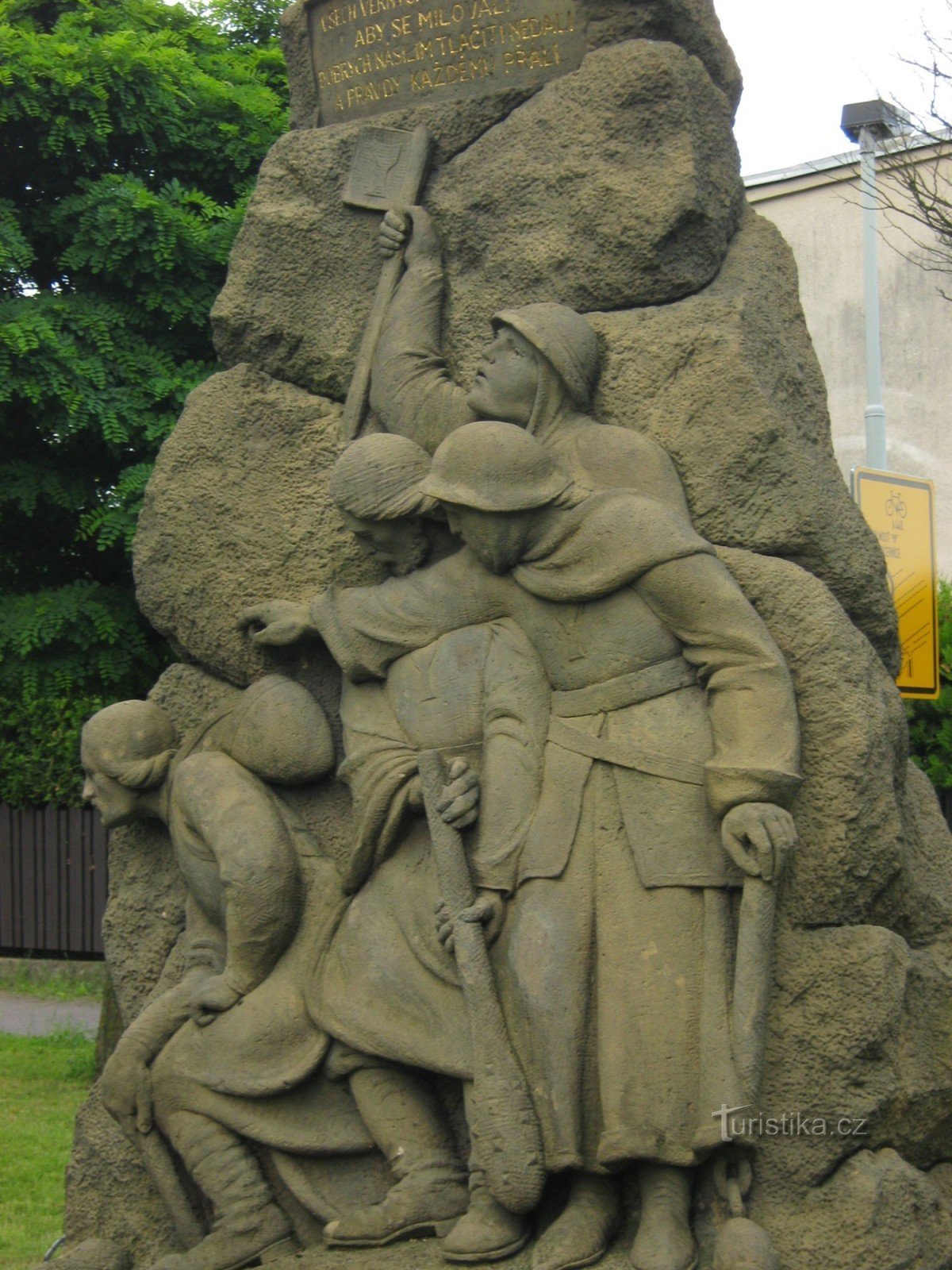 detaliu al monumentului Jan Hus