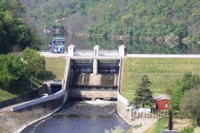 Detail of the dam