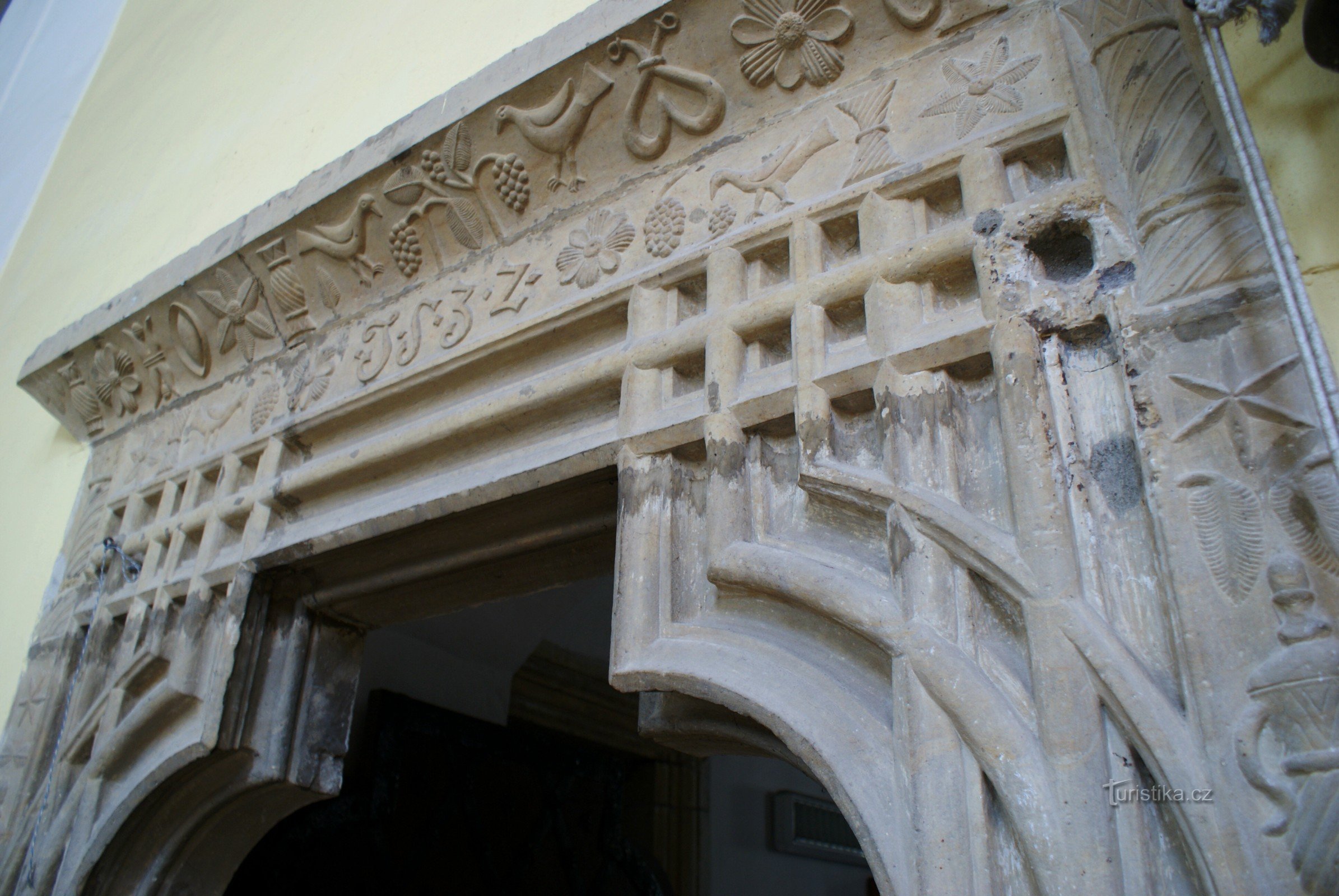 Detail des Renaissance-Portals