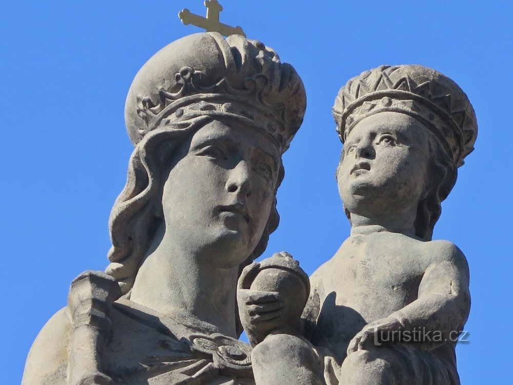 detalle de la estatua