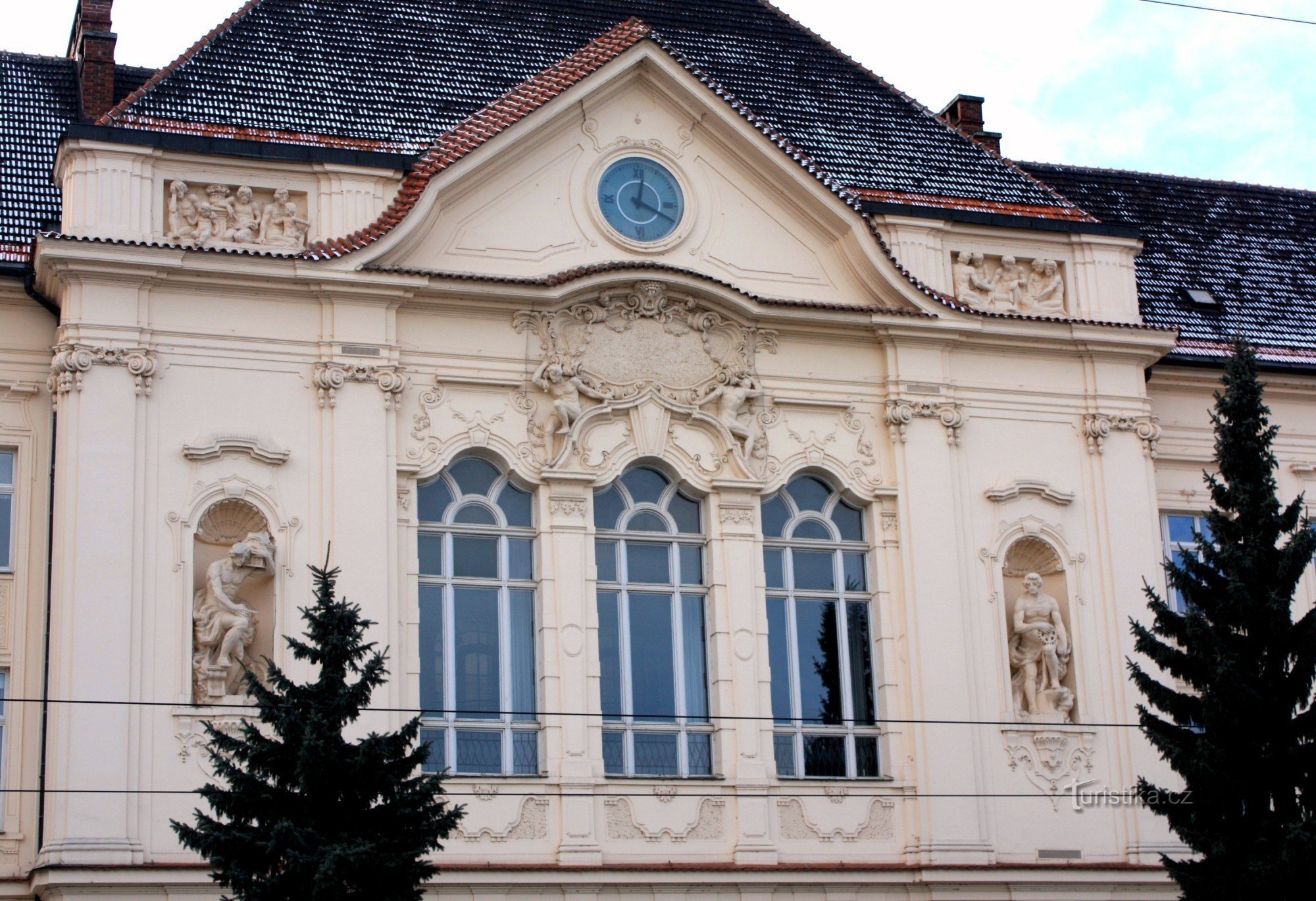 Detail of the entrance facade with a clock