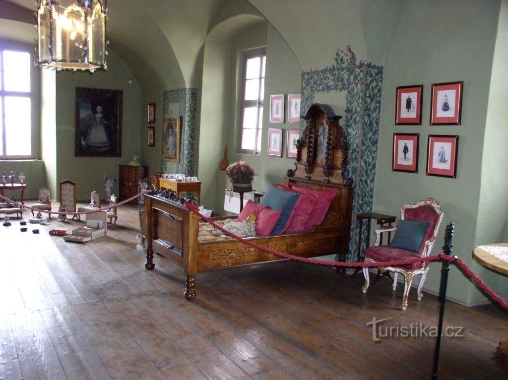 quarto infantil no Castelo de Mělník