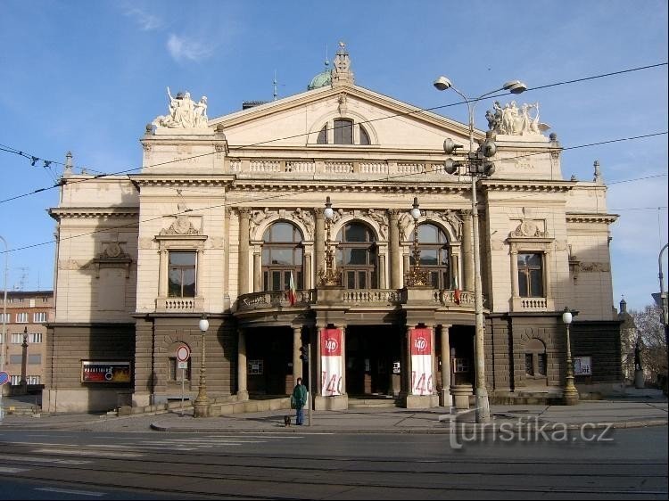 JKTyla-Theater: Pilsen hat seit 1832 ein besonderes Theatergebäude (1830 hatte Pilsen