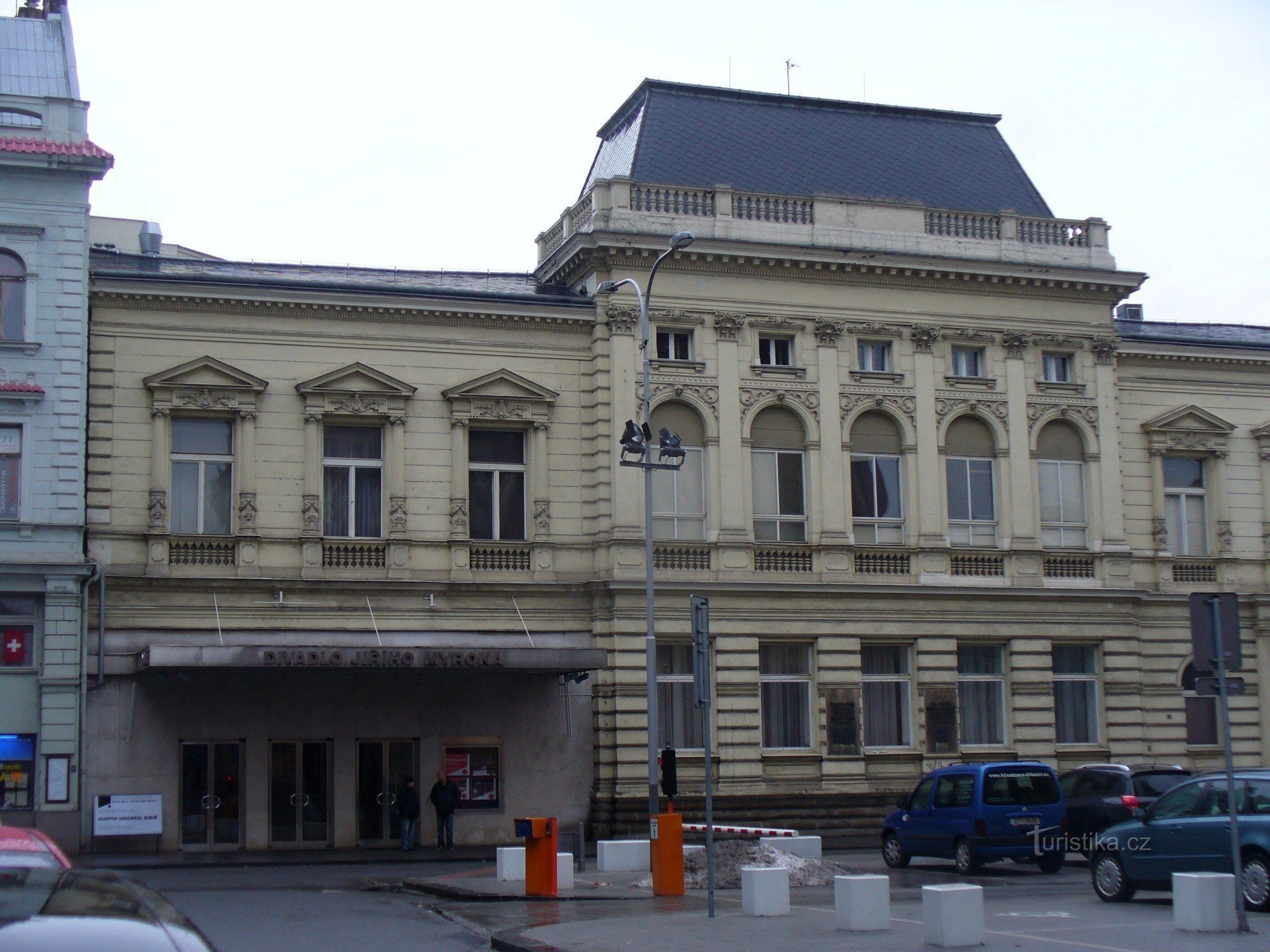 Театр Їржі Мирона