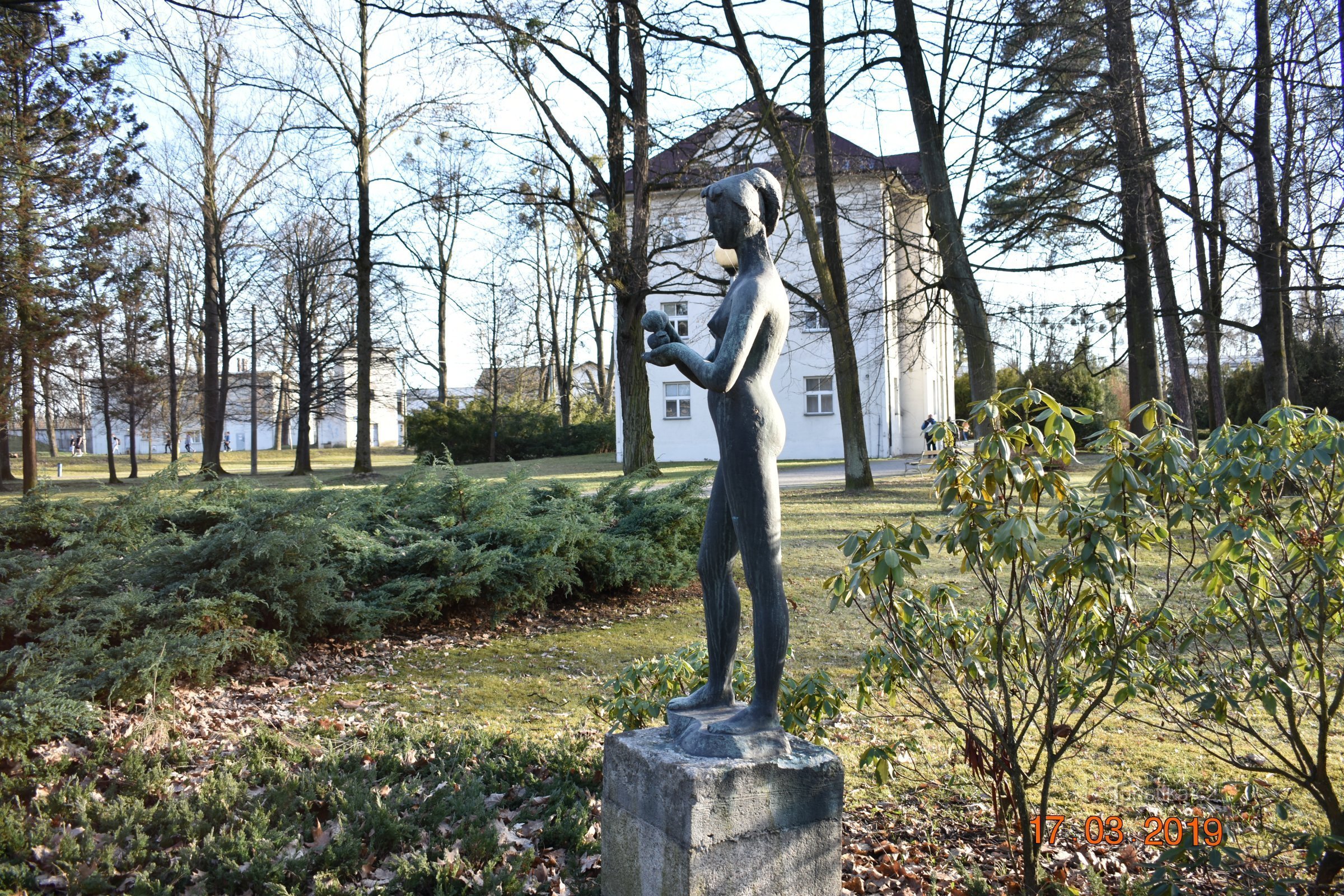 Girl with an apple