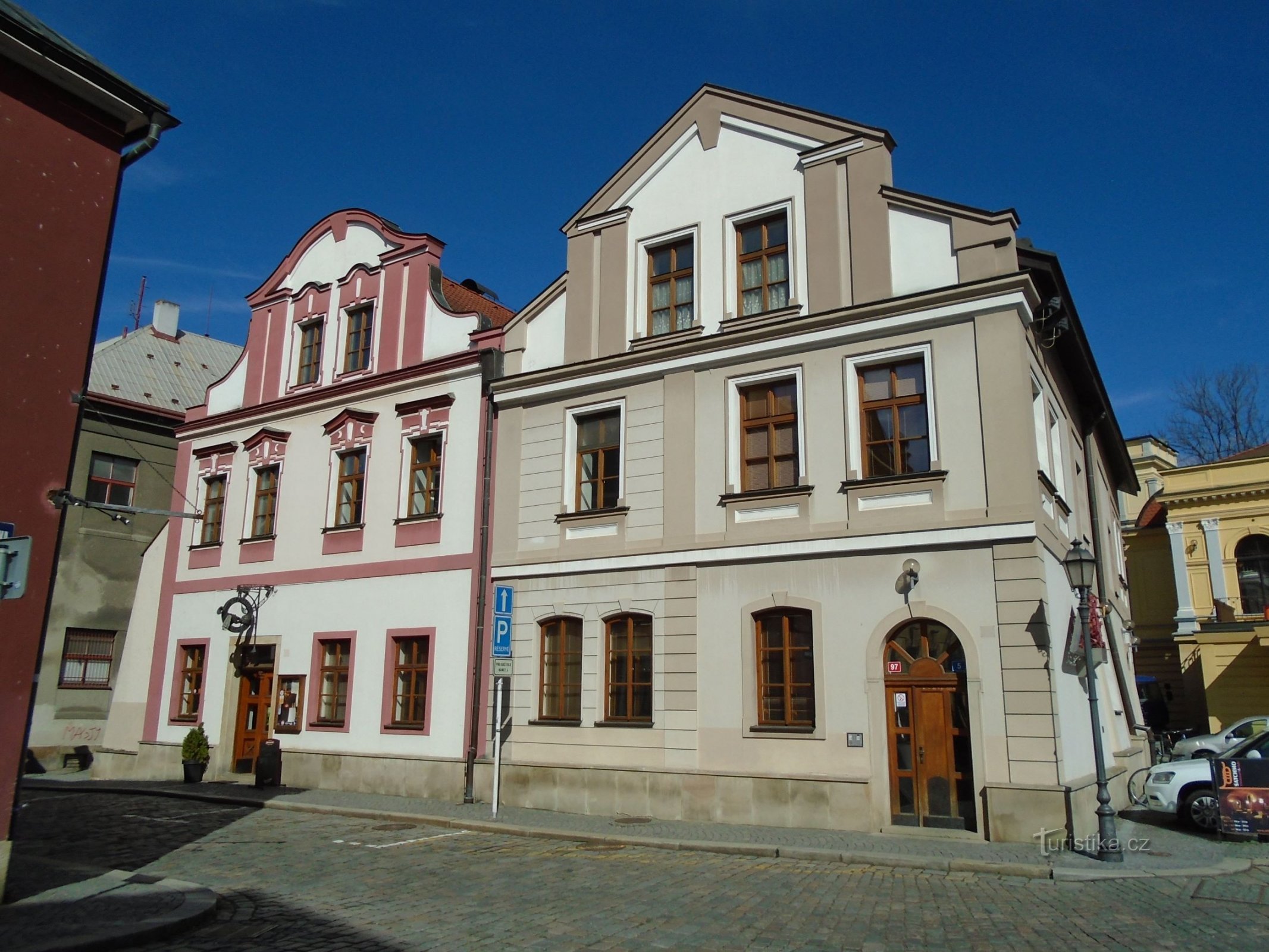 Dolga št. 96-97 (Hradec Králové, 5.4.2018. avgust XNUMX)