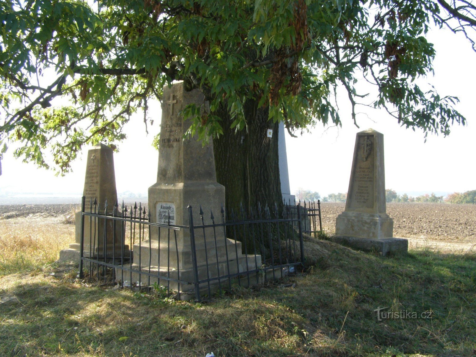 Dlouhé Dvory - monumenten van de slag van 1866