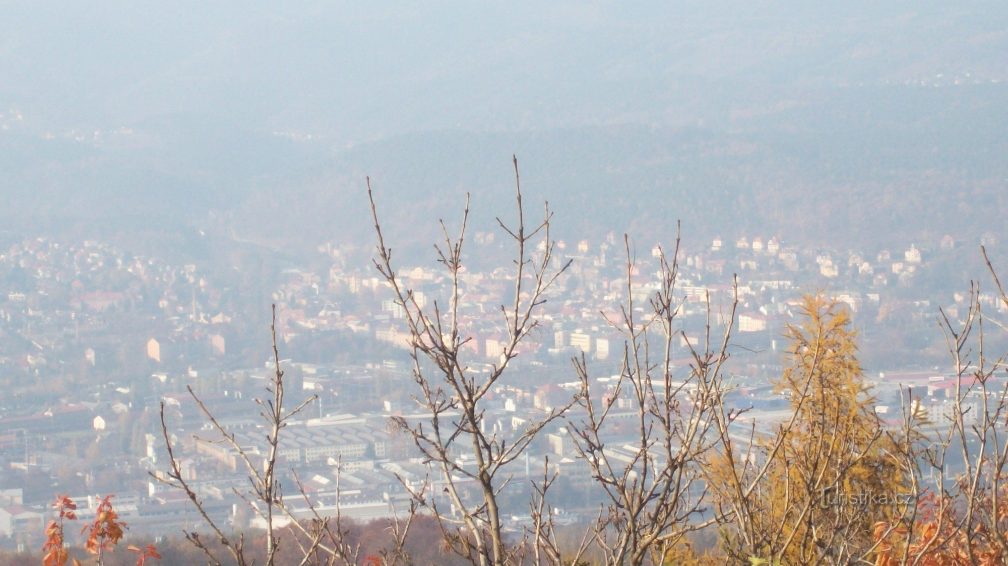 ...dzisiejszy widok na Děčín nie za bardzo... może następnym razem