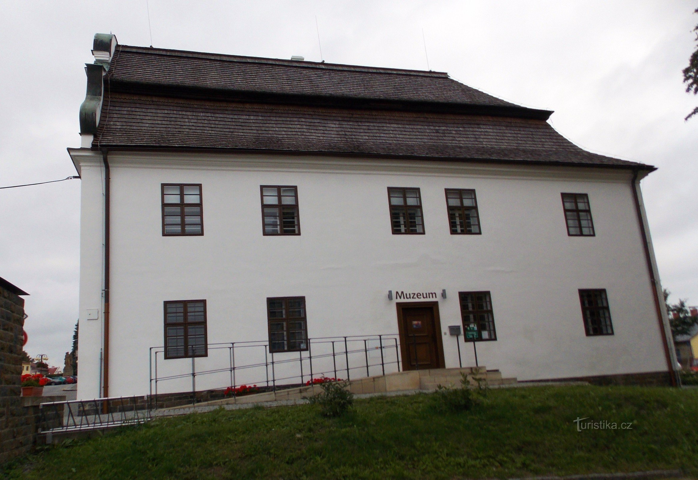 Zum Museum in Bílovec