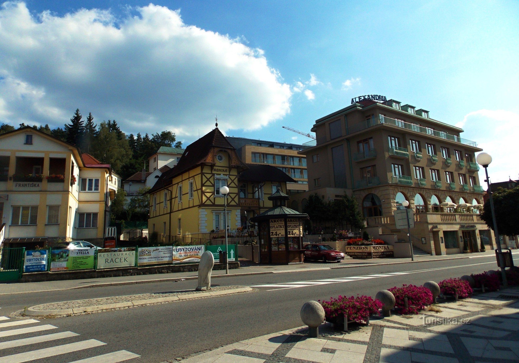 Vers la maison d'hôtes Monika à Luhačovice