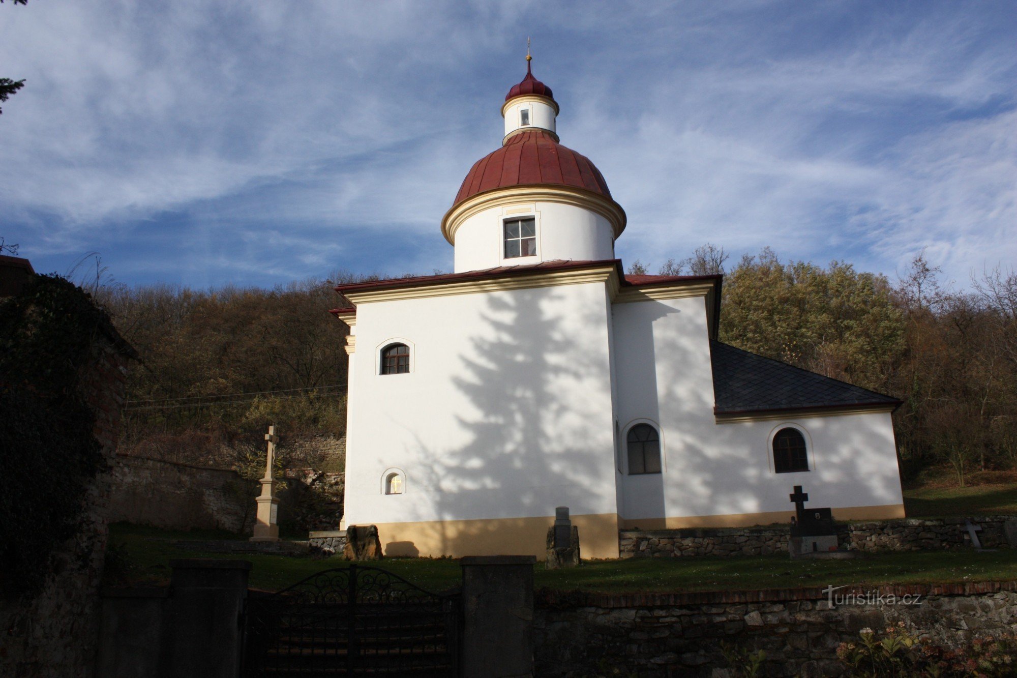 To Pustiměr for sacred monuments