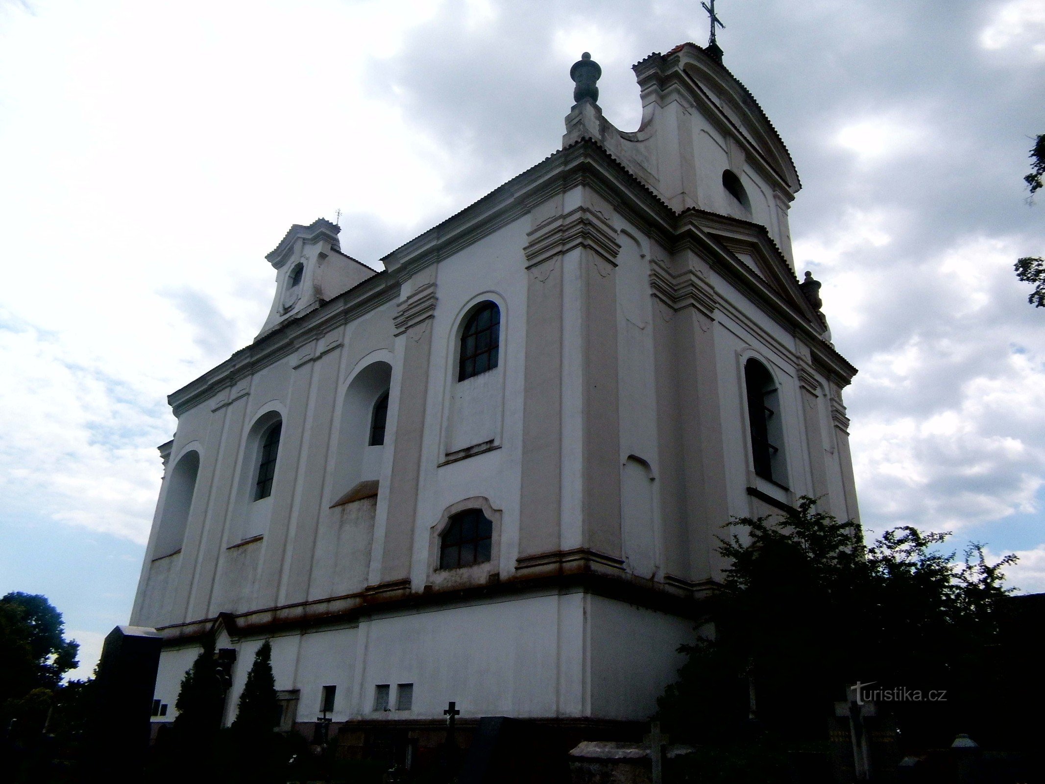 Στο Radomyšl πίσω από δύο εκκλησίες