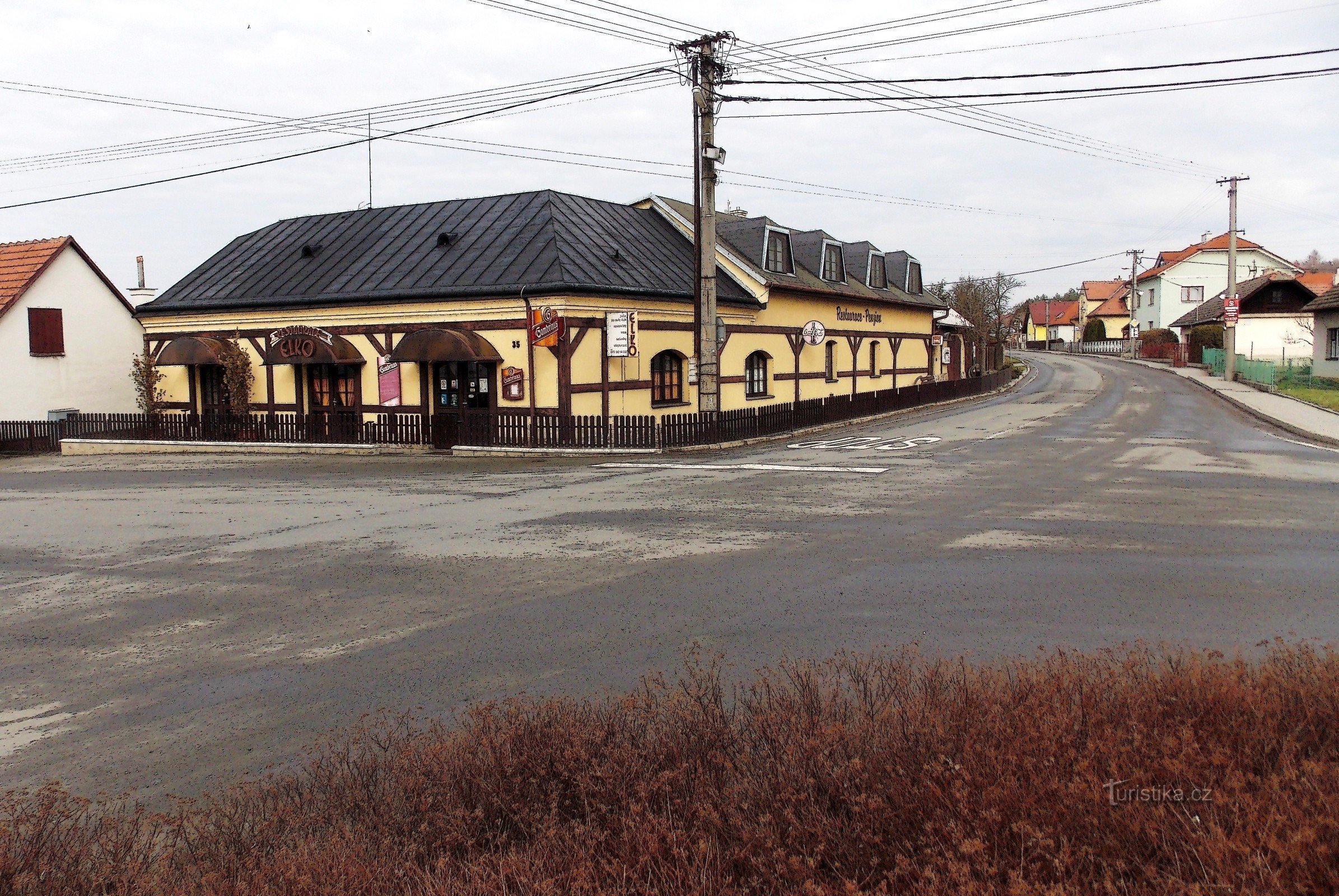 Al ristorante Elko nel villaggio di Hvozdná nella regione di Zlín