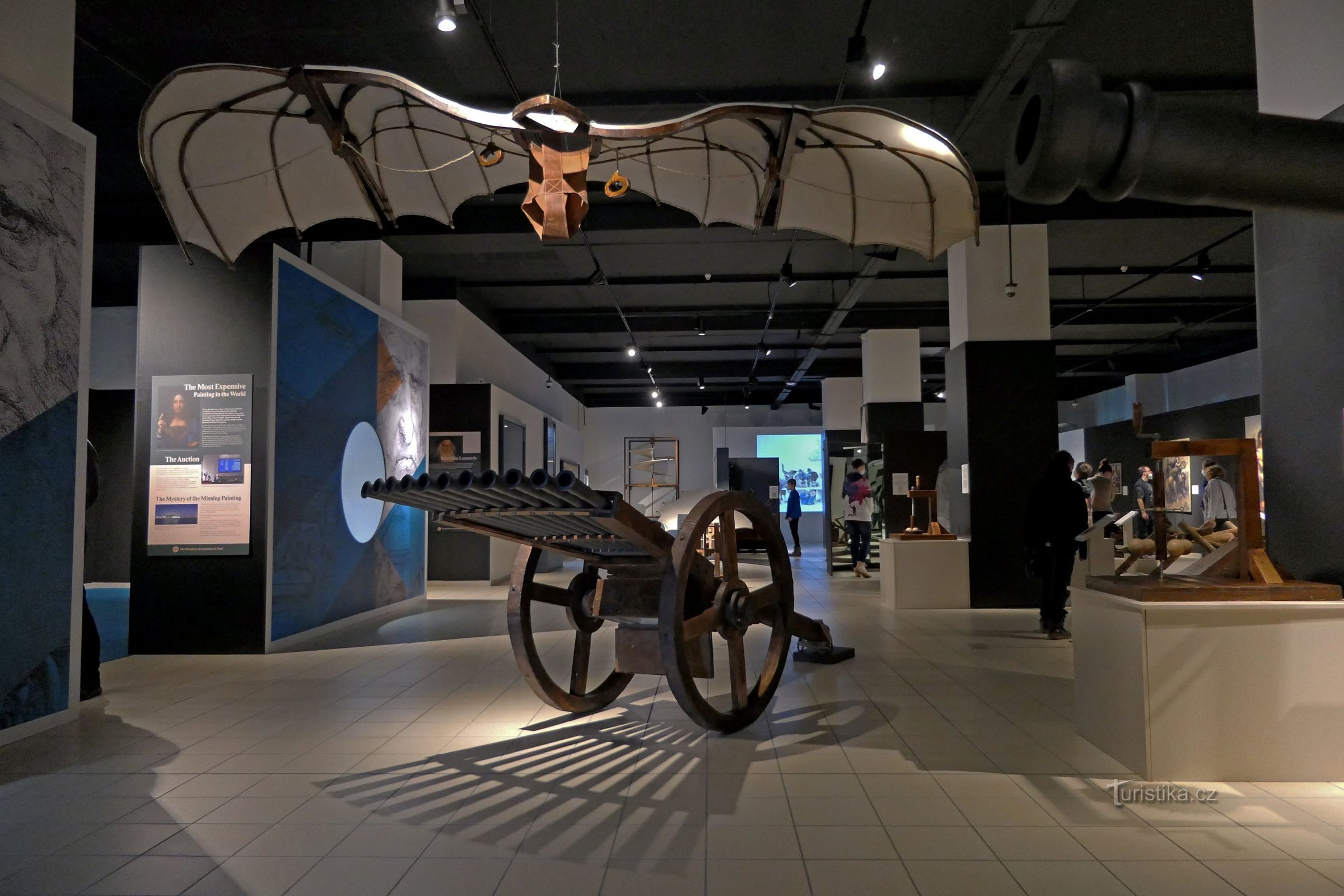 La Muzeul Tehnic din Brno pentru noua expoziție de mașini Leonardo da Vinci