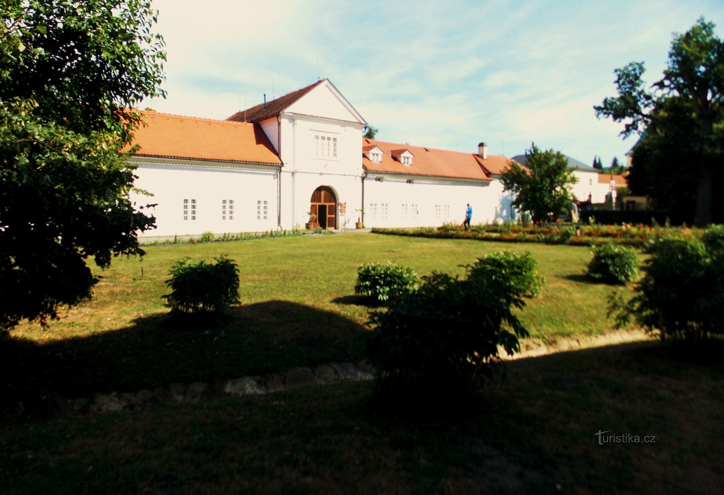 Zur Schlossschokoladenfabrik im Schloss Vizovice