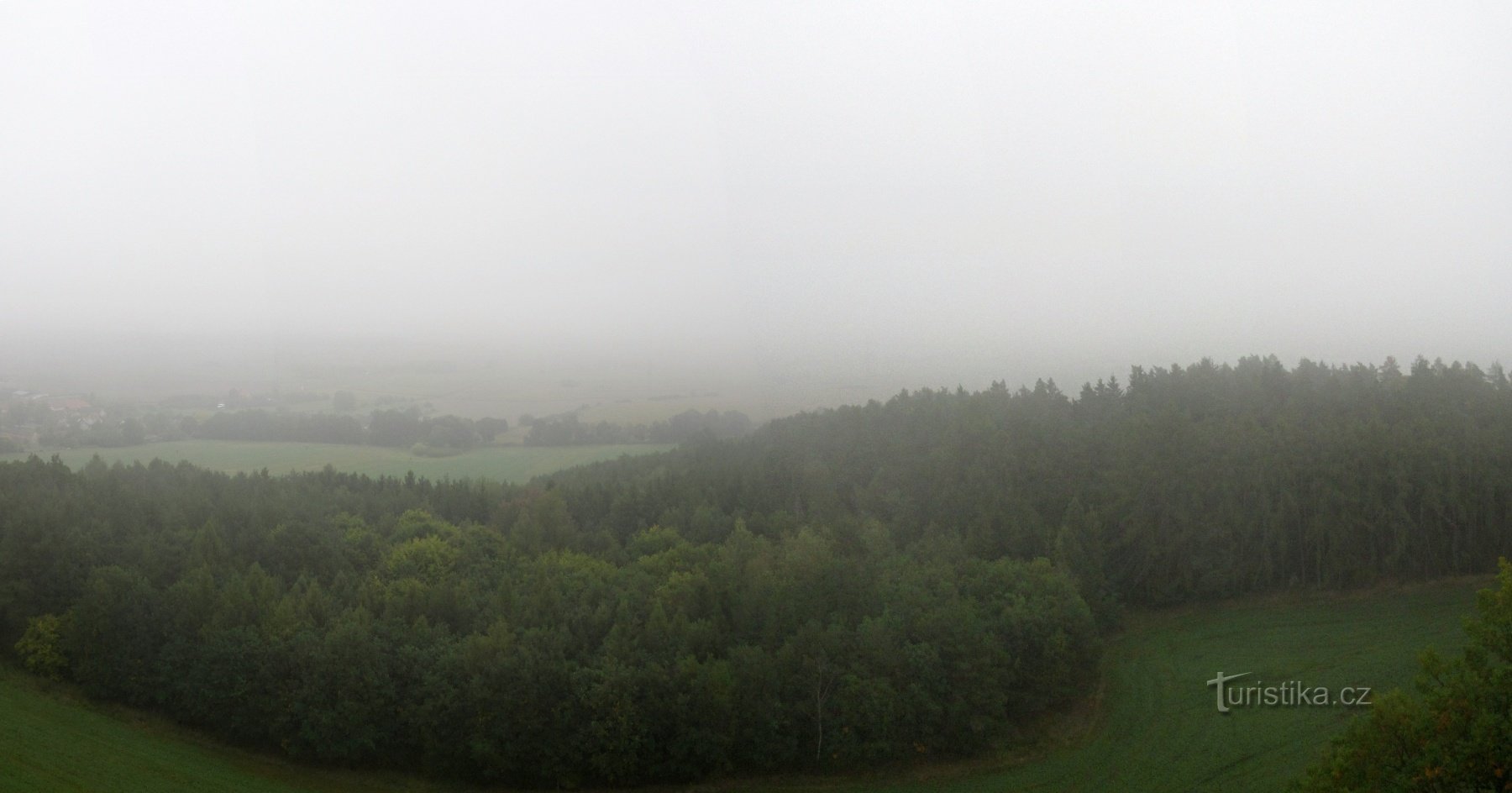 Aussichtsturm Dobev - Velký Kamýk (bei Písek)