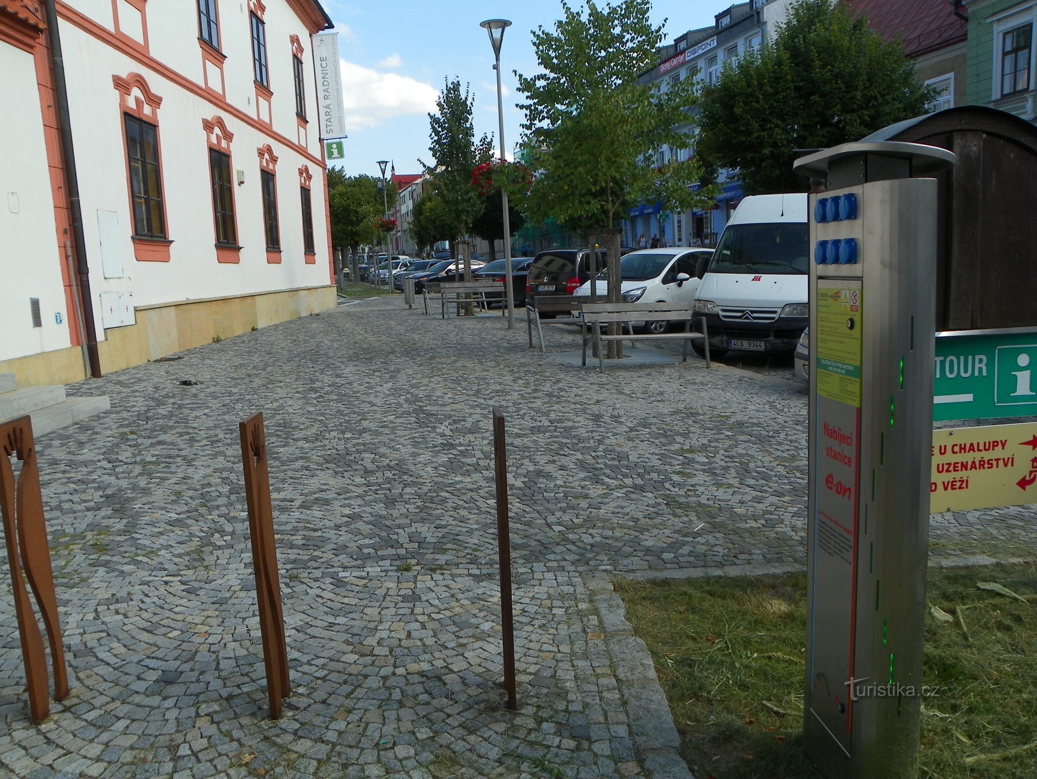 Oplaadstation voor elektrische fietsen Žďár nad Sáz – Oude Stadhuis