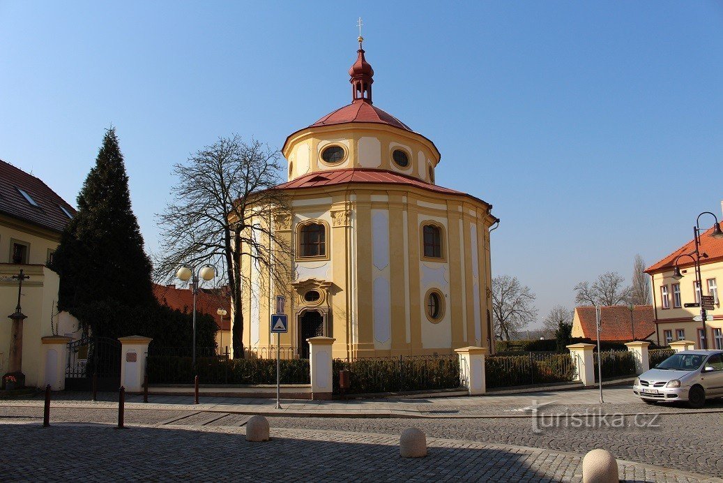 Dobřany, εκκλησία του St. καλως ΗΡΘΑΤΕ
