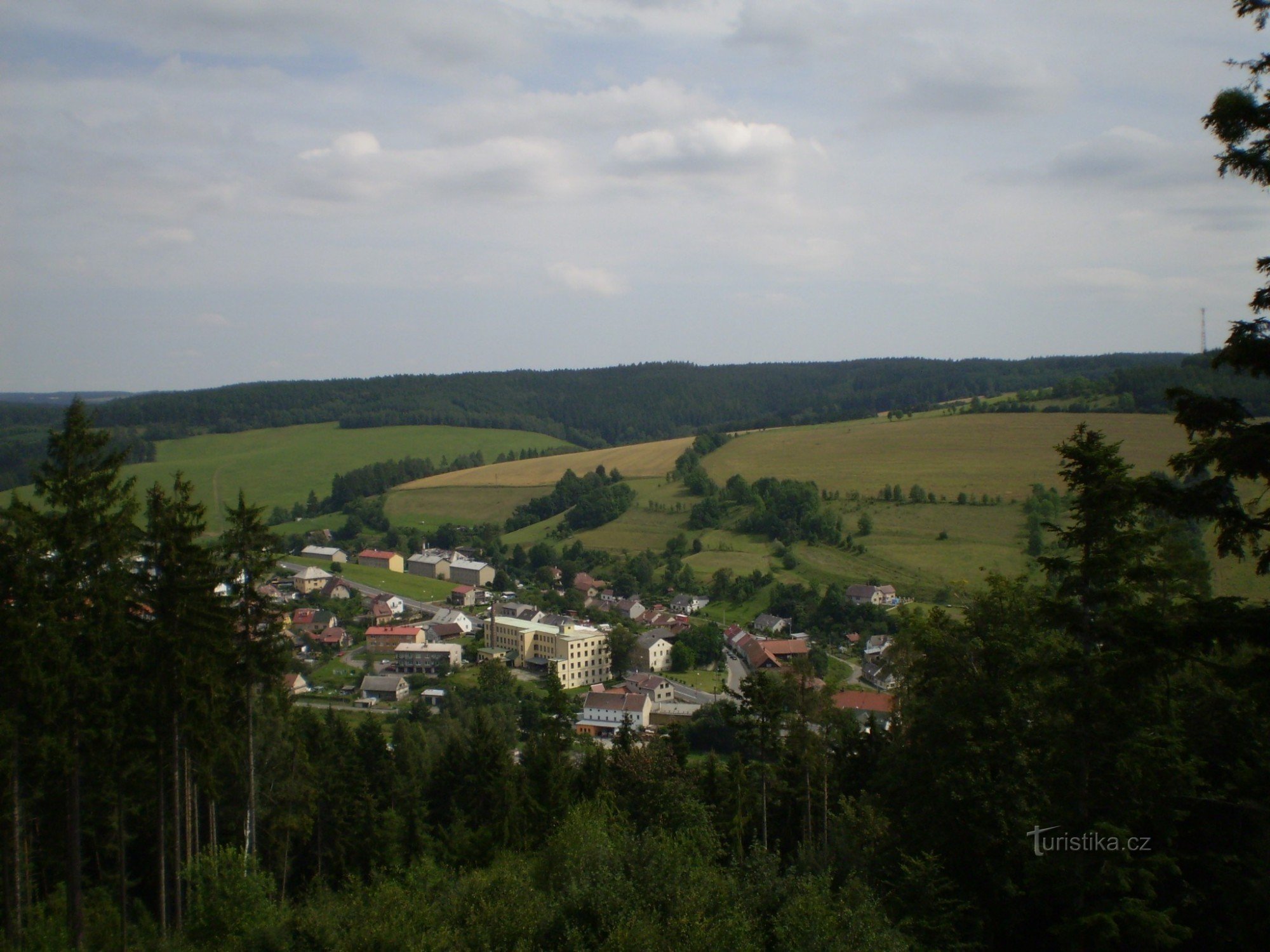 Jára Cimrman's well-hidden lookout tower