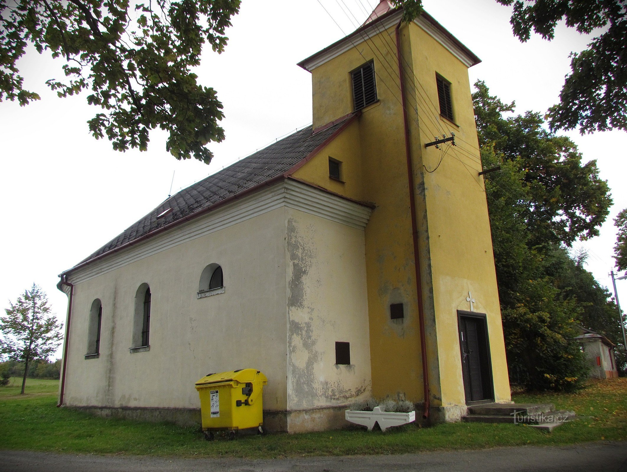Dobřečov - kaple sv.Jana Křtitele