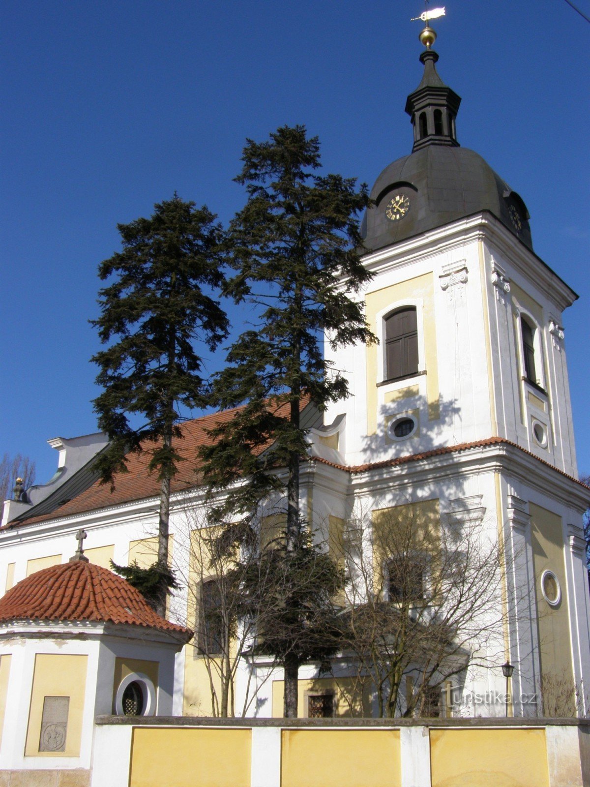 Dobřenice - kyrkan St. Kliment