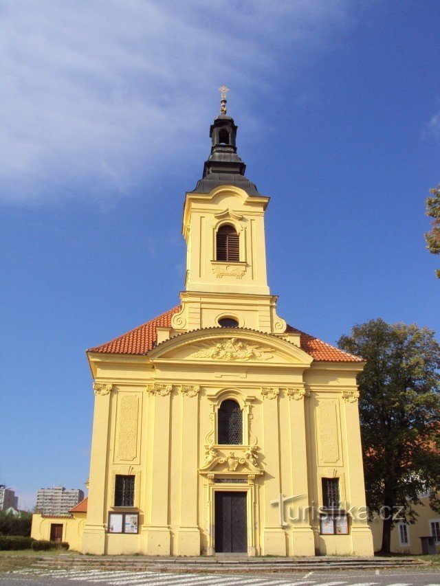 Dobříš nejen zámek ale také rozlehlý anglický park