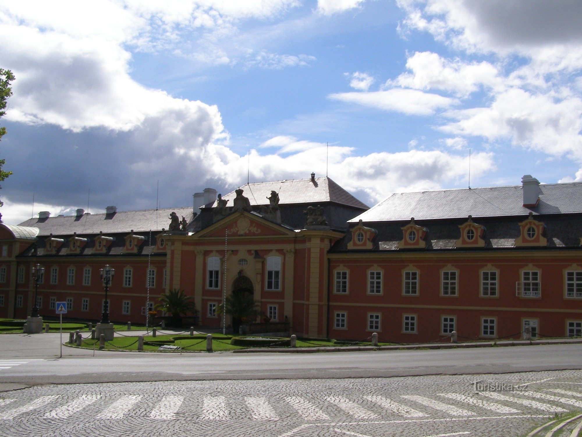 Dobriš slott