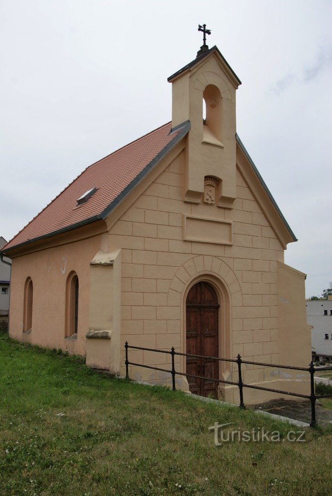 Dobromilice - begrafeniskapel van de familie Bukůvky uit Bukůvka