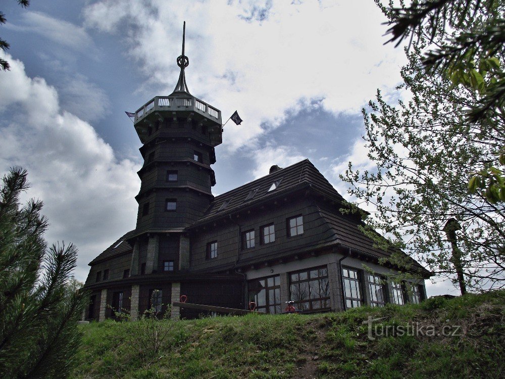 Dobrošov – Jiráskova cottage and lookout tower