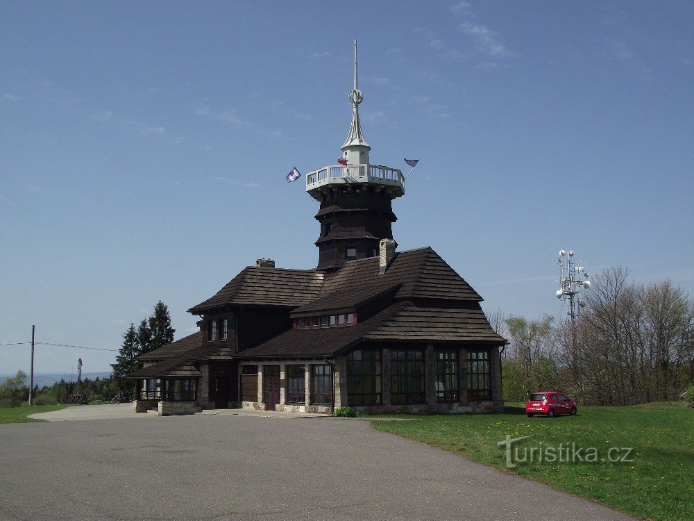 Dobrošov – Jiráskova cottage and lookout tower