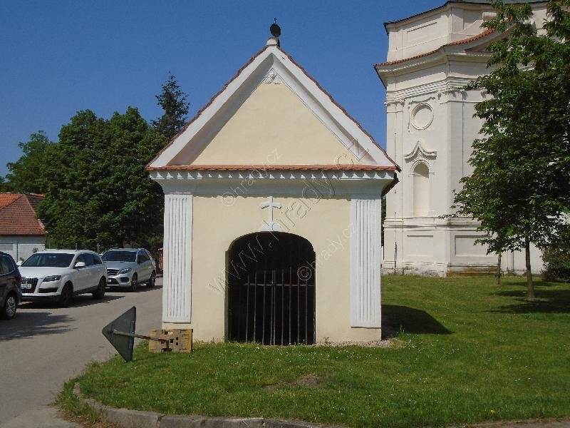 Dobrovodská křížová cesta