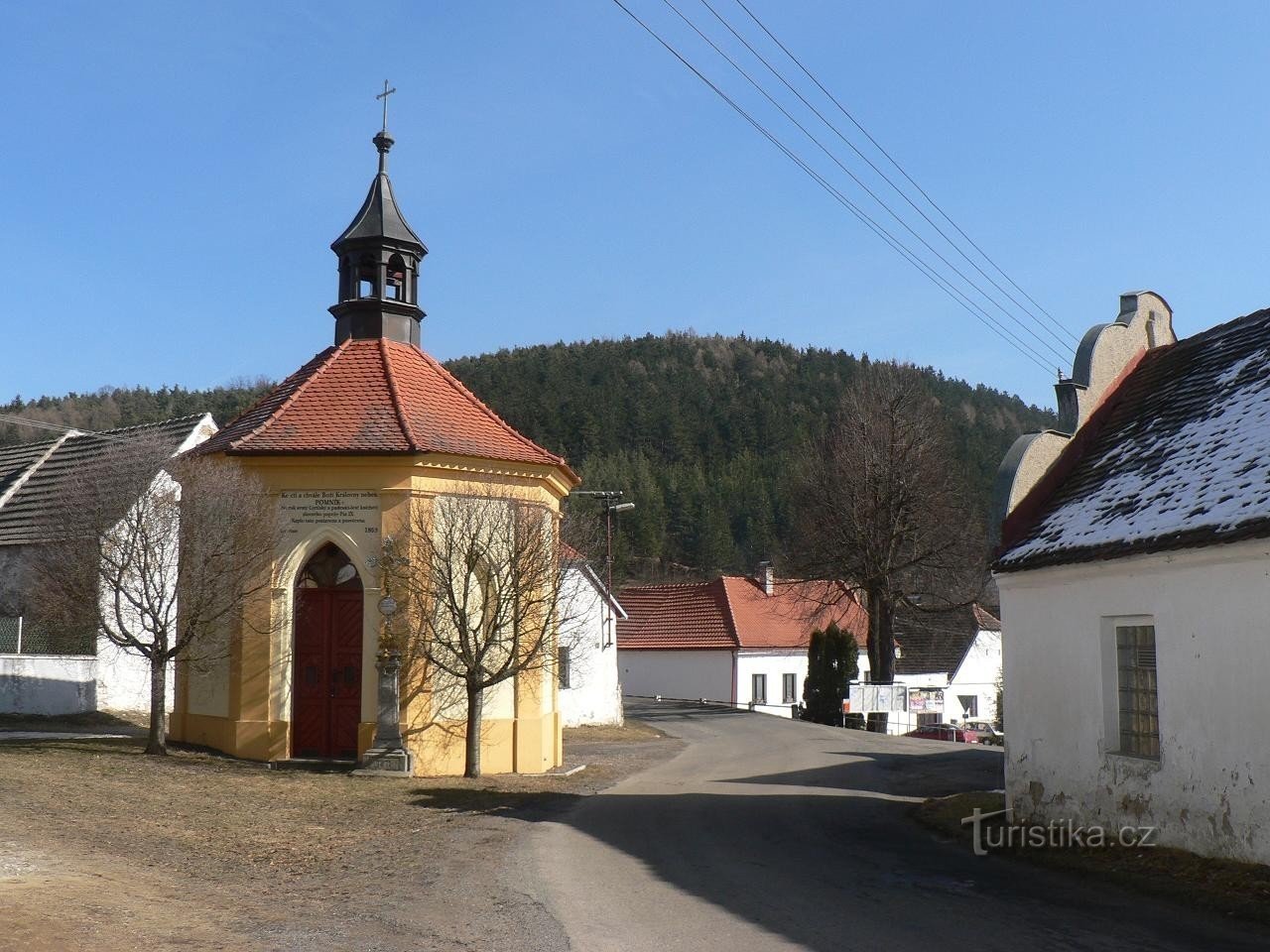 Dobršín, cappella