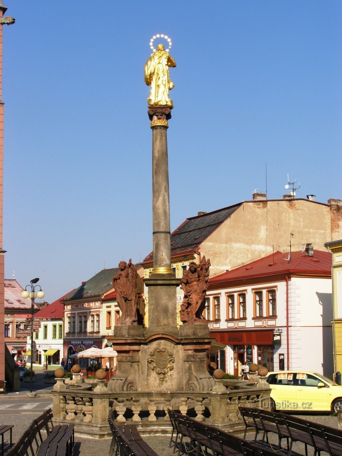 Dobruška - Marian column